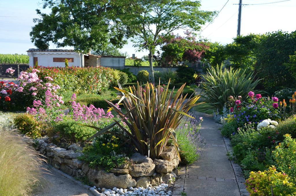 مبيت وإفطار Blasimon Jardin De Marceau المظهر الخارجي الصورة